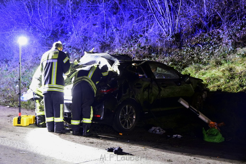 Schwerer VU A 4 Rich Olpe kurz vor AS Koeln Klettenberg P053.JPG - Miklos Laubert